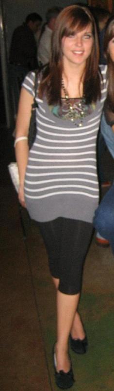 Look of The Day: Trendy Girl's Night Out